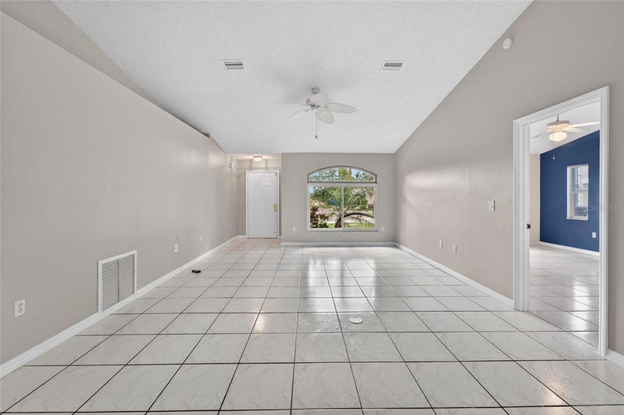 5644 29th Street Circle E, Bradenton, FL 34203 Photo