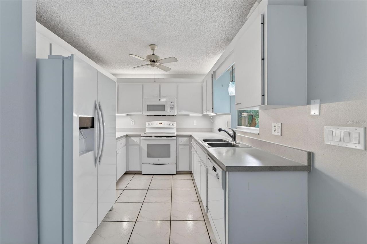 5644 29th Street Circle E, Bradenton, FL 34203 Photo