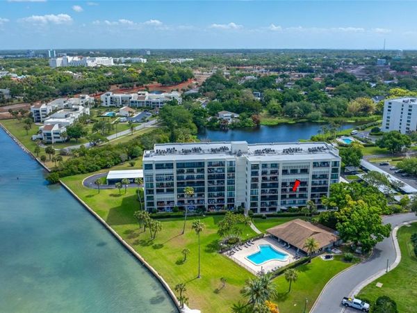 100 OAKMONT LANE, Unit 402, BELLEAIR, FL 33756