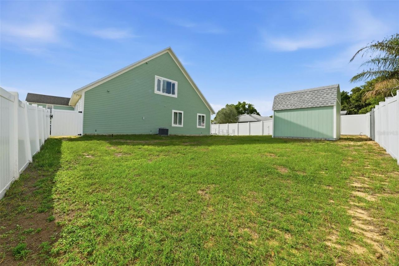 835 Butch Cassidy Lane , Eustis, FL 32726 Photo