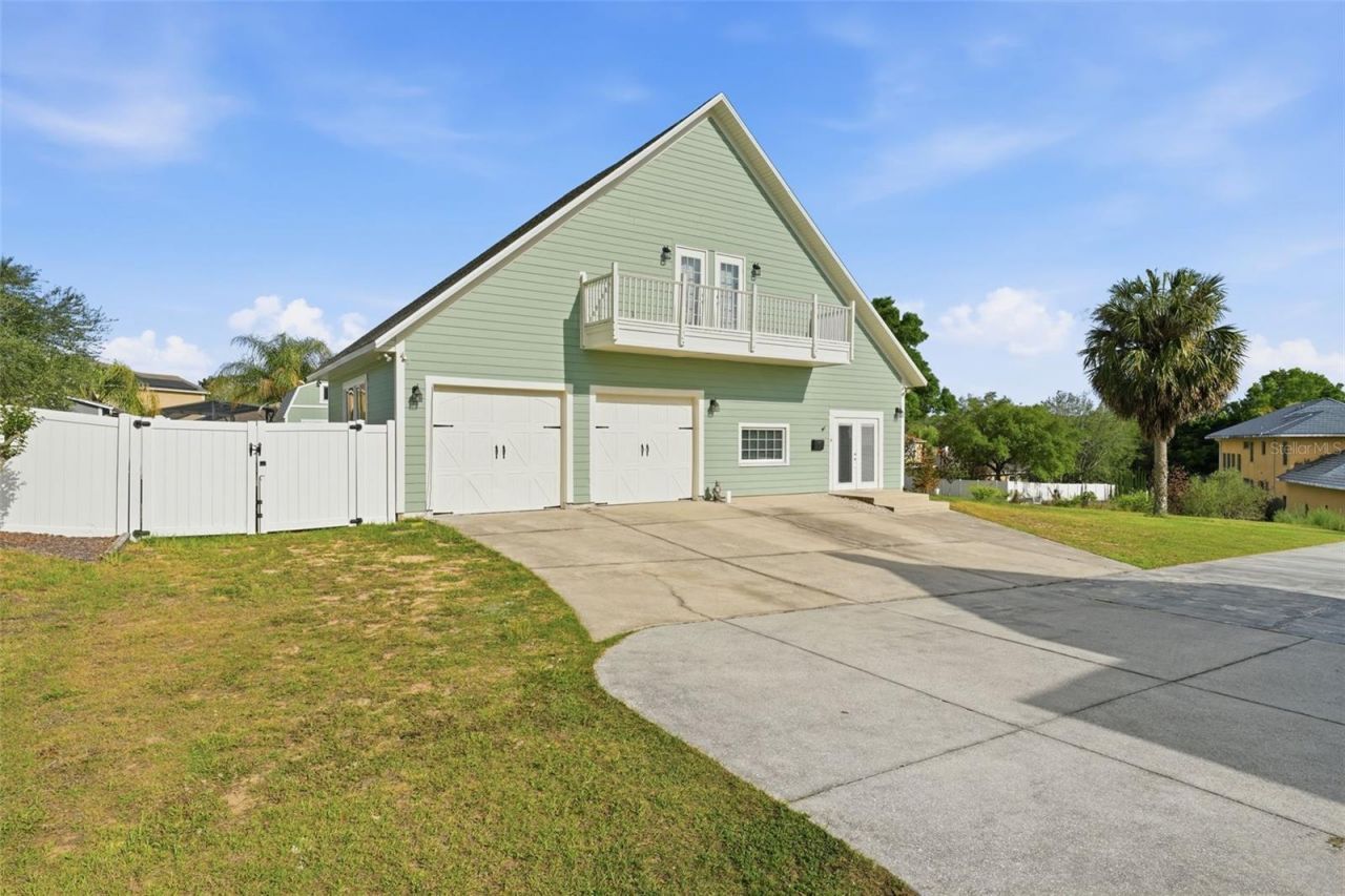 835 Butch Cassidy Lane , Eustis, FL 32726 Photo