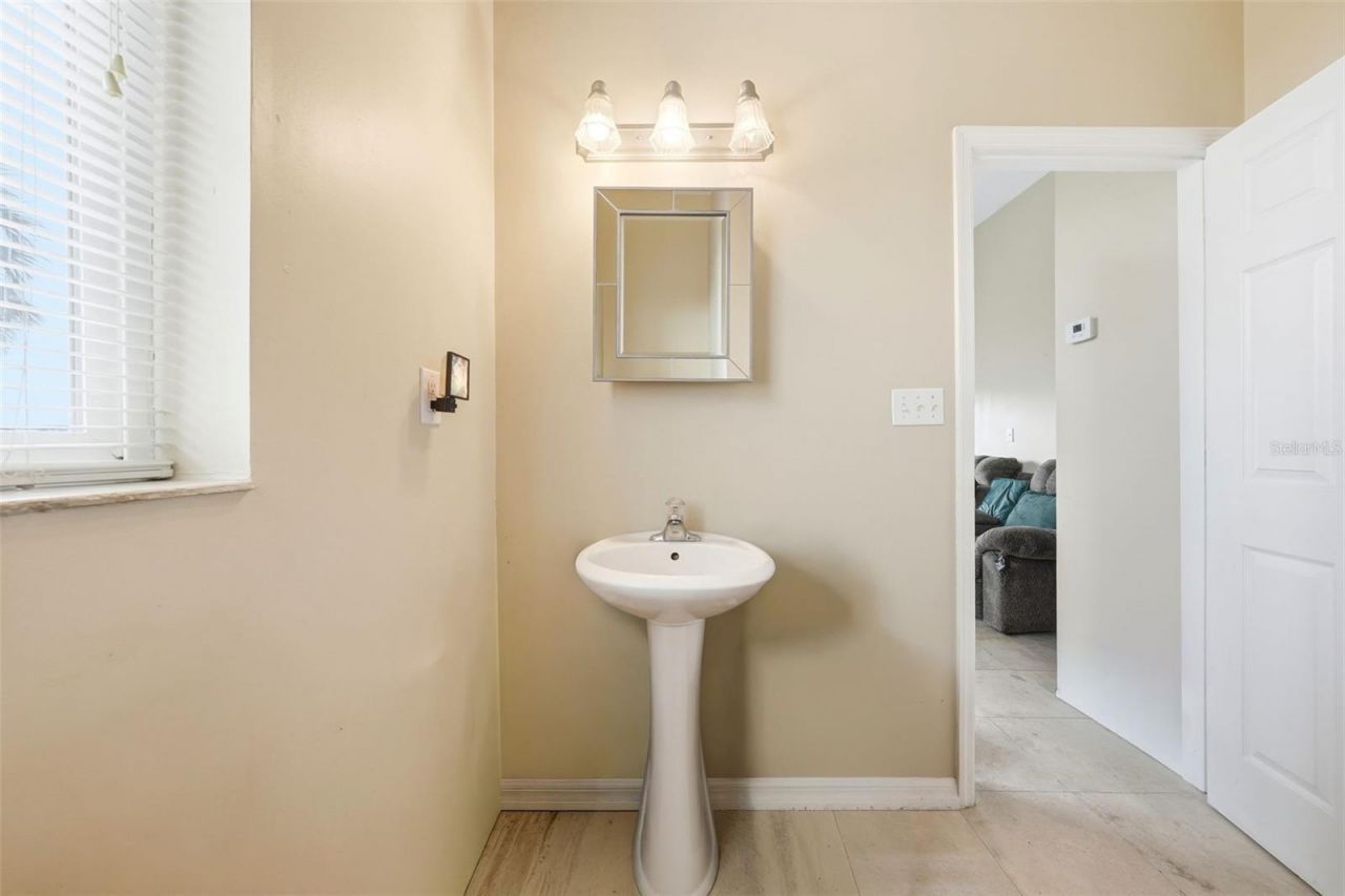 835 Butch Cassidy Lane , Eustis, FL 32726 Photo