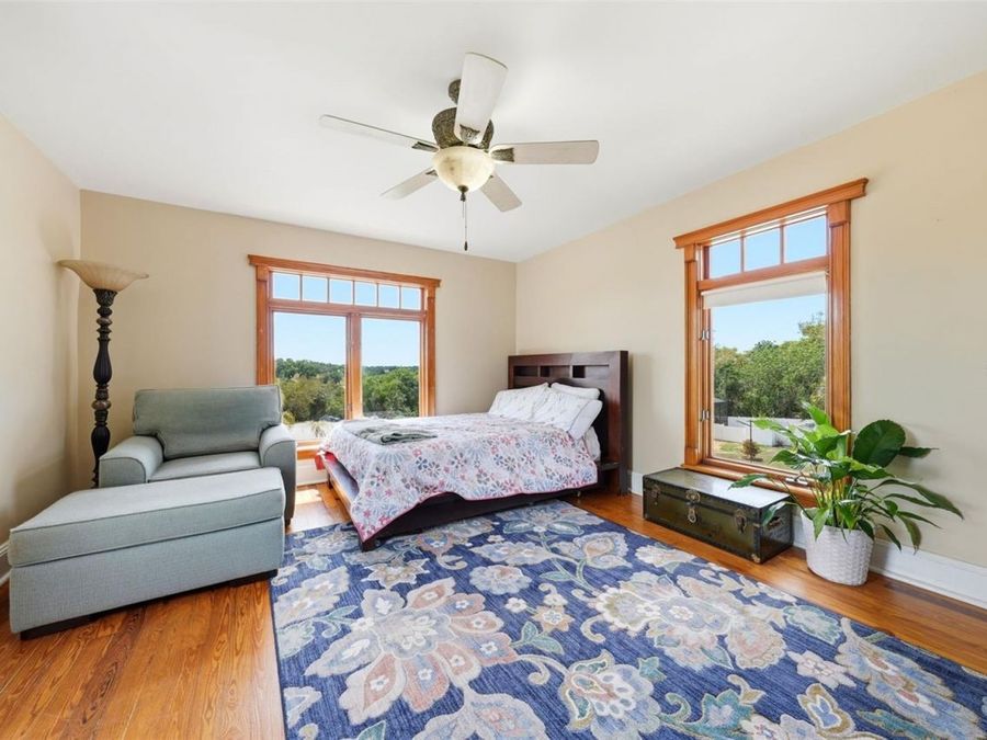 Property Image 40