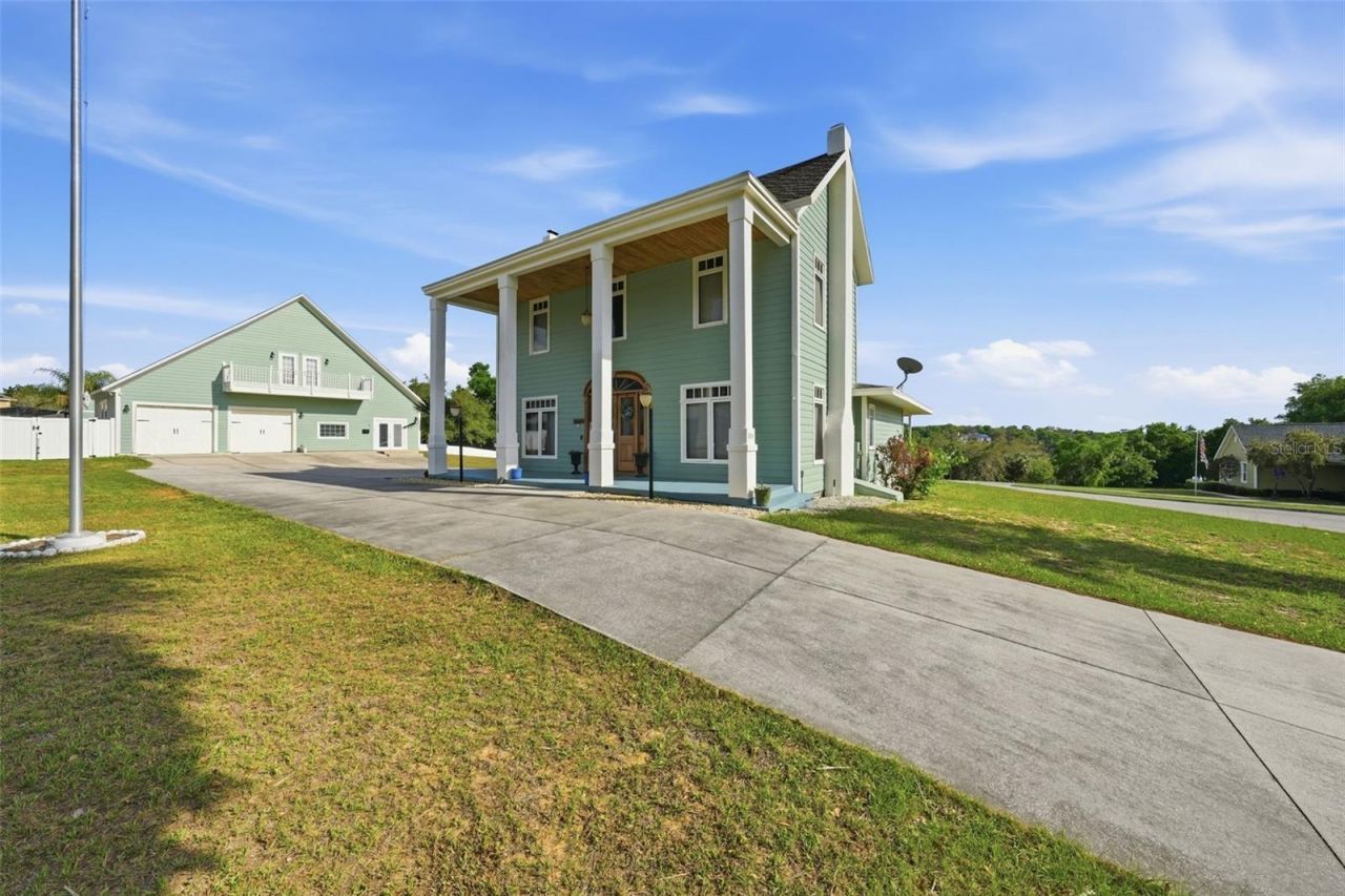 835 Butch Cassidy Lane , Eustis, FL 32726 Photo