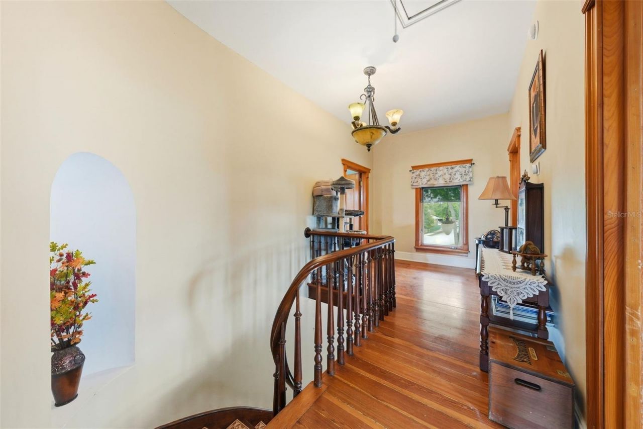 835 Butch Cassidy Lane , Eustis, FL 32726 Photo