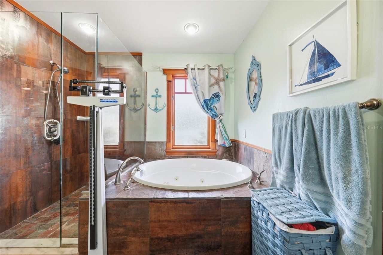 835 Butch Cassidy Lane , Eustis, FL 32726 Photo