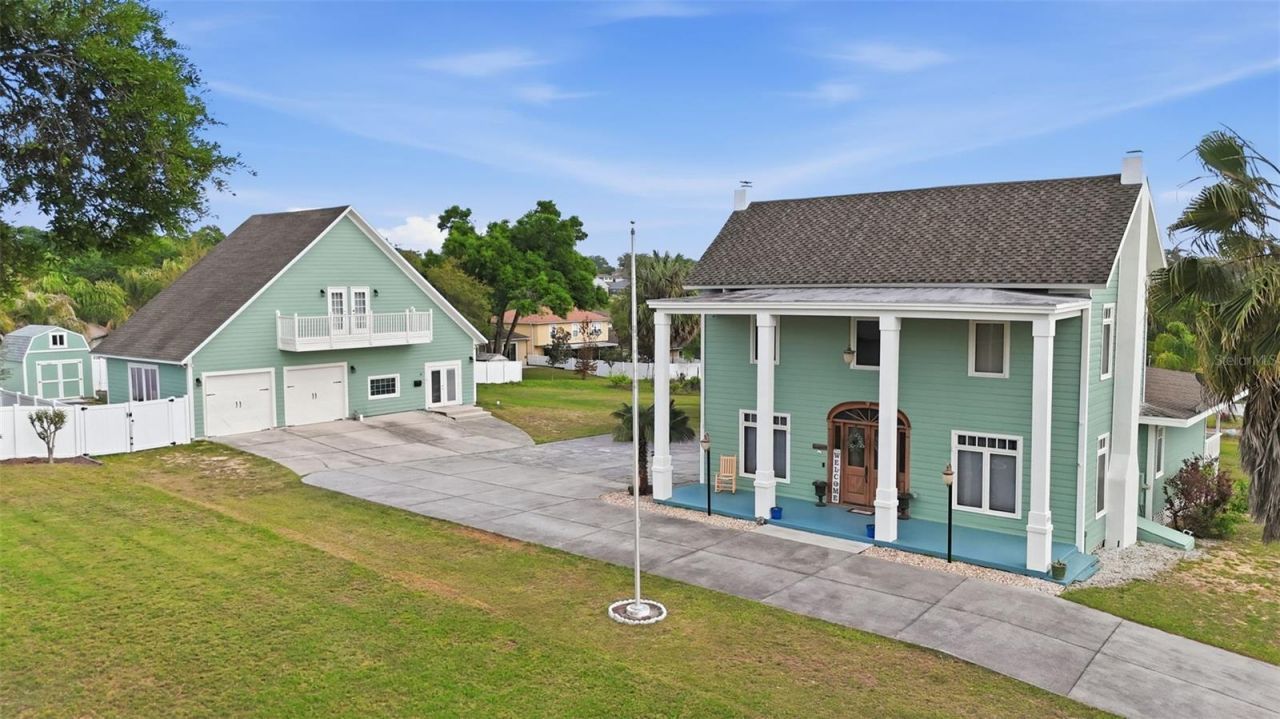 835 Butch Cassidy Lane , Eustis, FL 32726 Photo