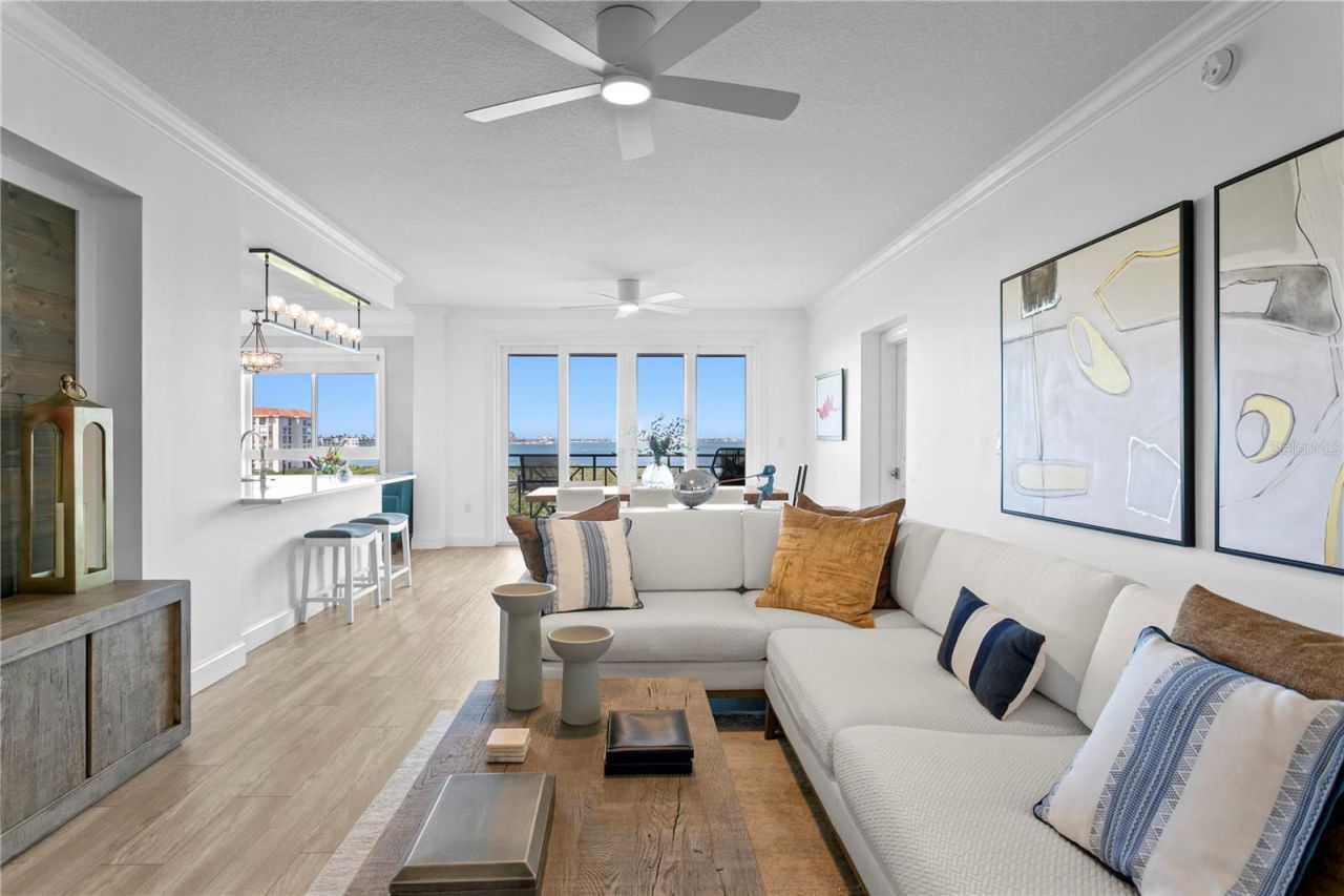 4780 Dolphin Cay Lane S, Unit 404, Saint Petersburg, FL 33711 Photo