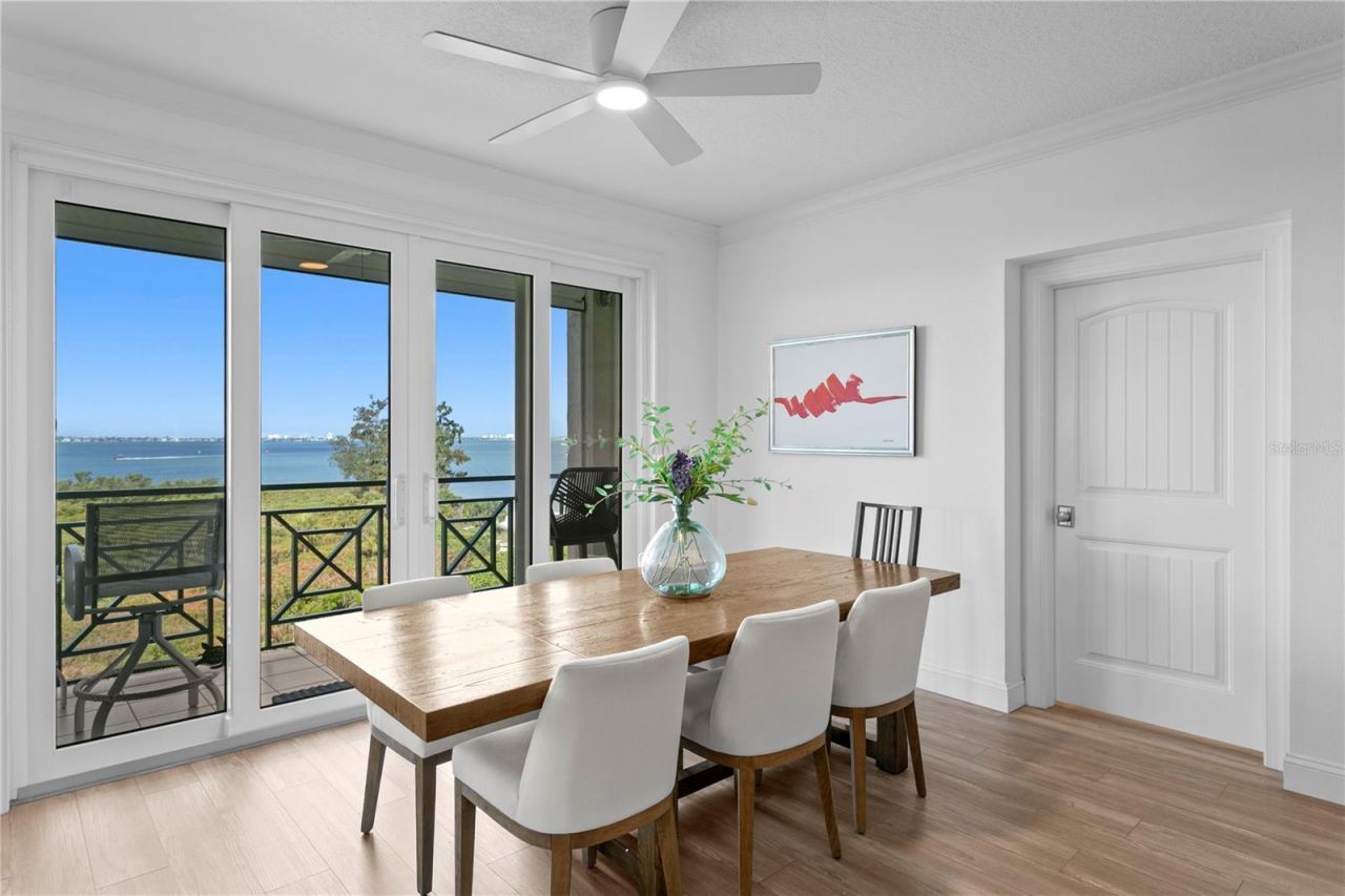 4780 Dolphin Cay Lane S, Unit 404, Saint Petersburg, FL 33711 Photo