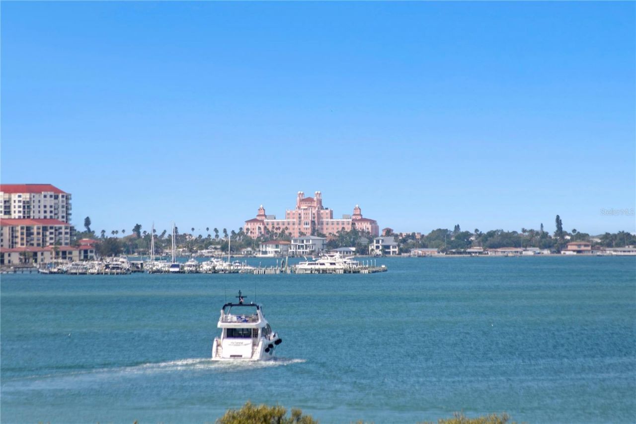 4780 Dolphin Cay Lane S, Unit 404, Saint Petersburg, FL 33711 Photo