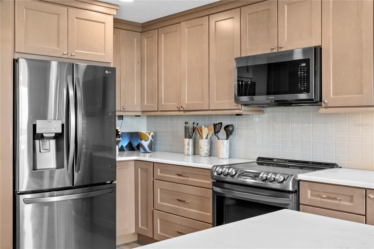 4780 Dolphin Cay Lane S, Unit 404, Saint Petersburg, FL 33711 Photo