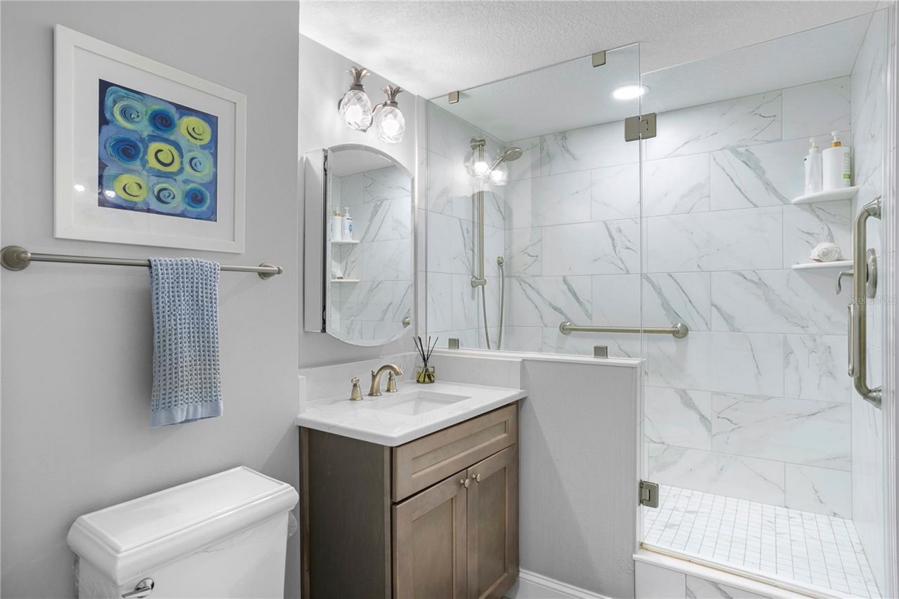 4780 Dolphin Cay Lane S, Unit 404, Saint Petersburg, FL 33711 Photo