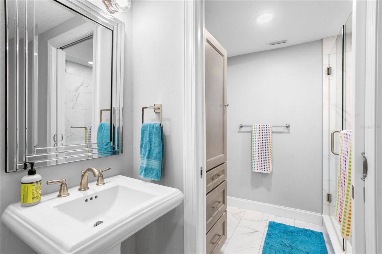 4780 Dolphin Cay Lane S, Unit 404, Saint Petersburg, FL 33711 Photo