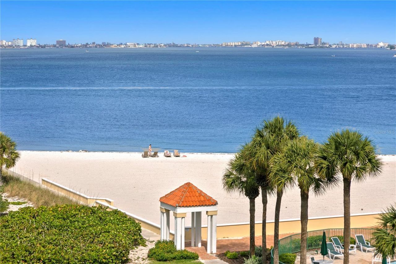 4780 Dolphin Cay Lane S, Unit 404, Saint Petersburg, FL 33711 Photo