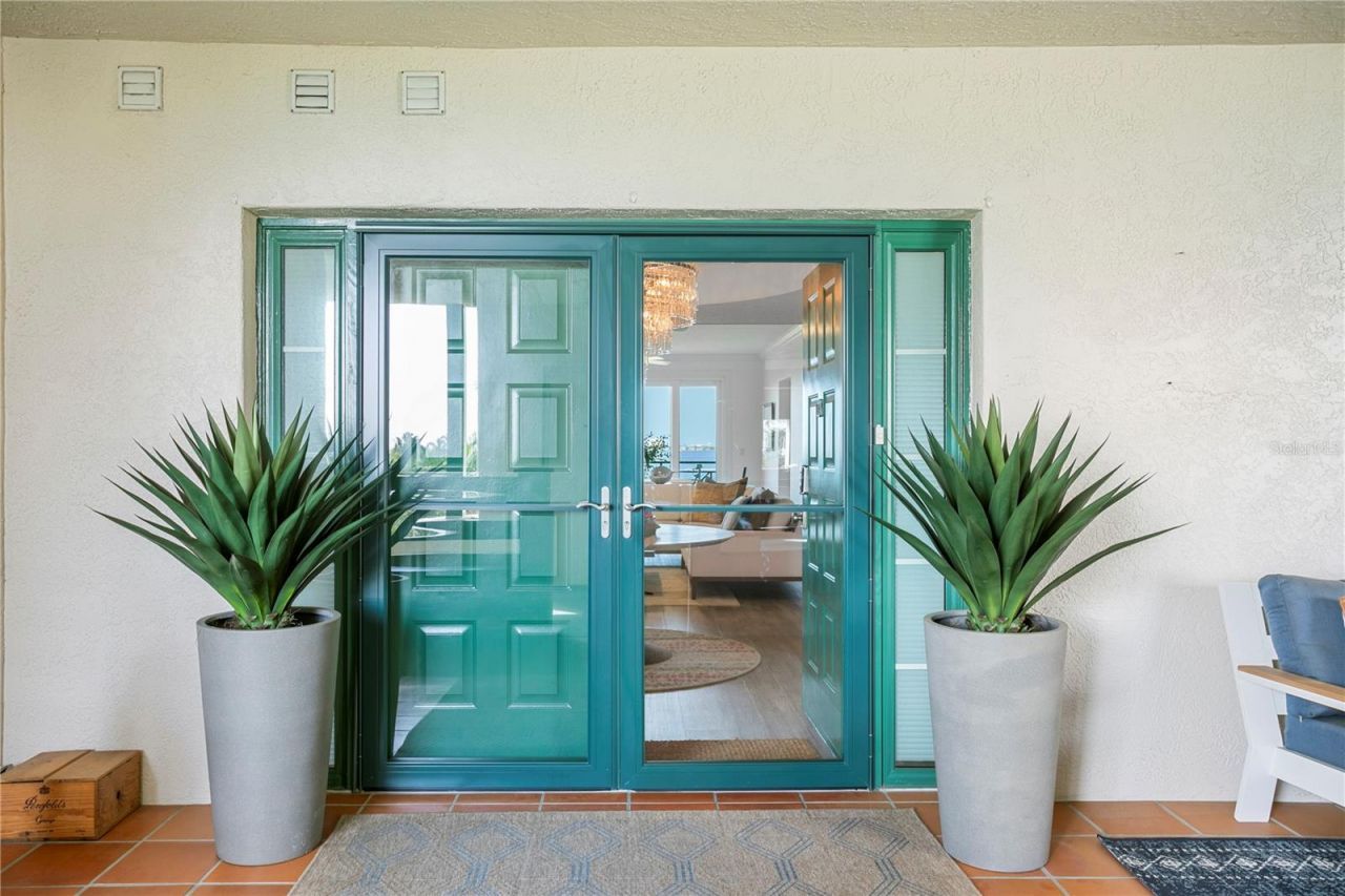 4780 Dolphin Cay Lane S, Unit 404, Saint Petersburg, FL 33711 Photo