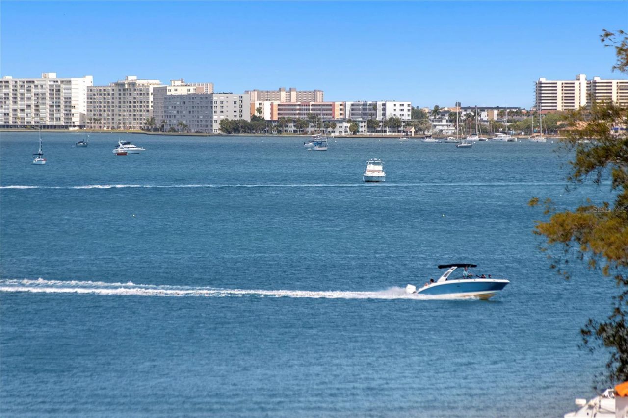 4780 Dolphin Cay Lane S, Unit 404, Saint Petersburg, FL 33711 Photo