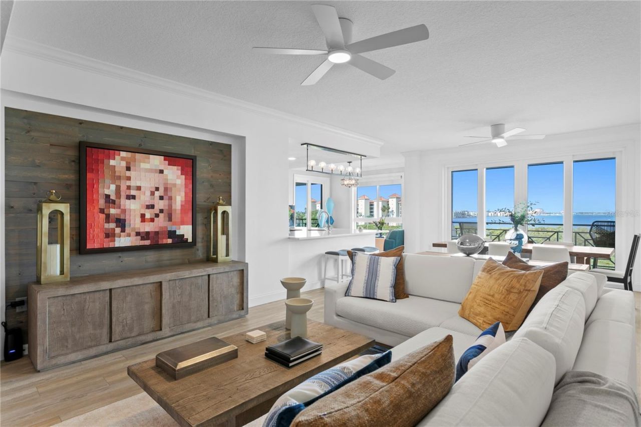 4780 Dolphin Cay Lane S, Unit 404, Saint Petersburg, FL 33711 Photo