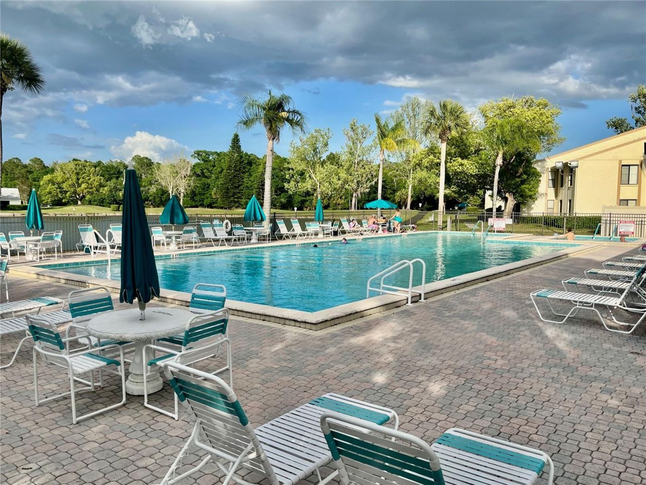 1423 Pine Glen Lane, Unit H2, Tarpon Springs, FL 34688 Photo