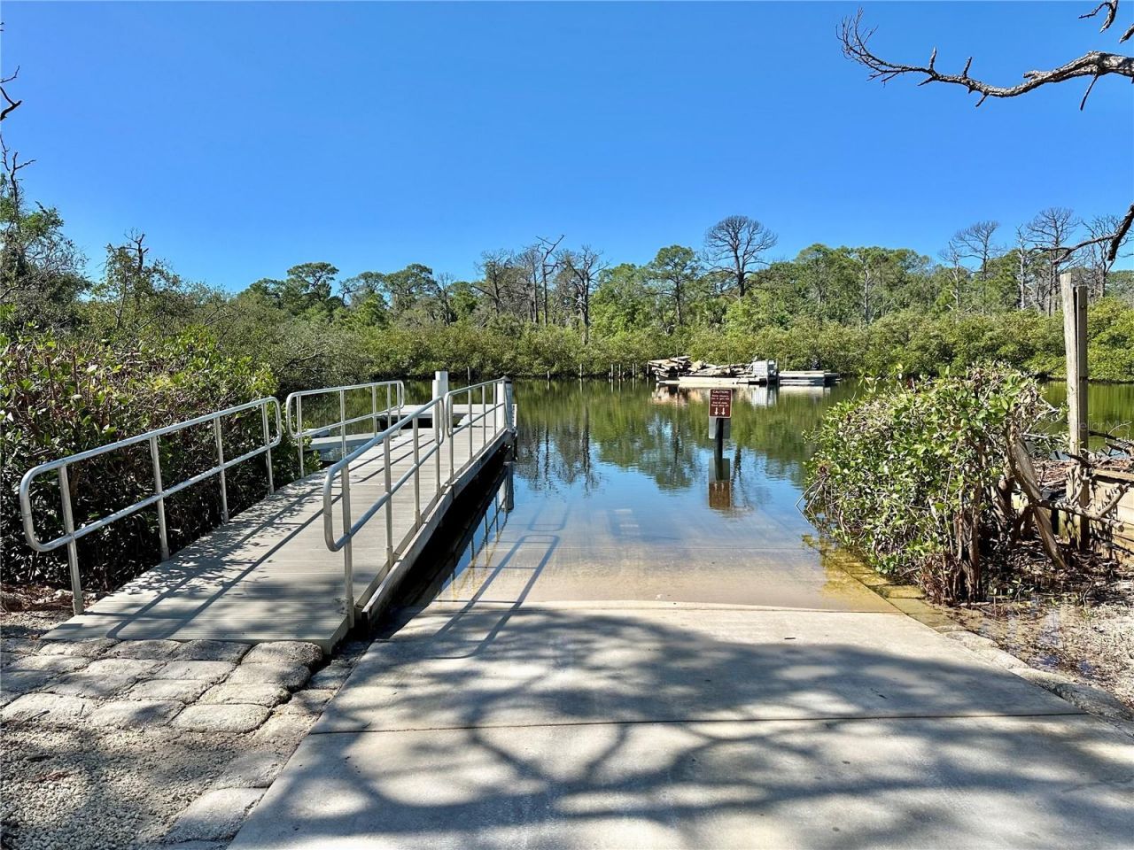 106 Sunrise Drive, Palm Harbor, FL 34683 Photo