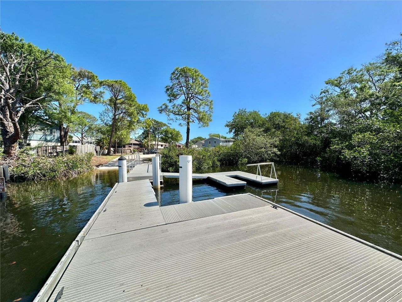 106 Sunrise Drive, Palm Harbor, FL 34683 Photo