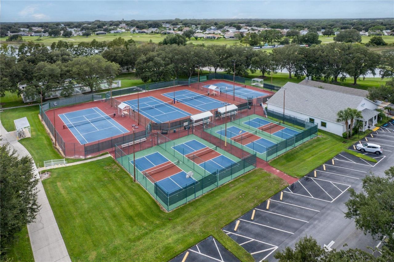 5225 Chanticleer Drive, Leesburg, FL 34748 Photo