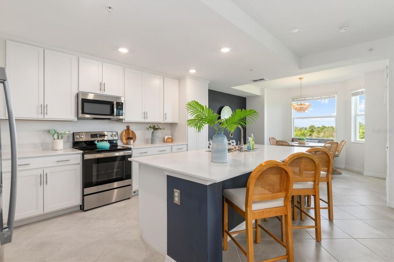 12180 Wellen Golf Street , Unit 207, Venice, FL 34293 Photo