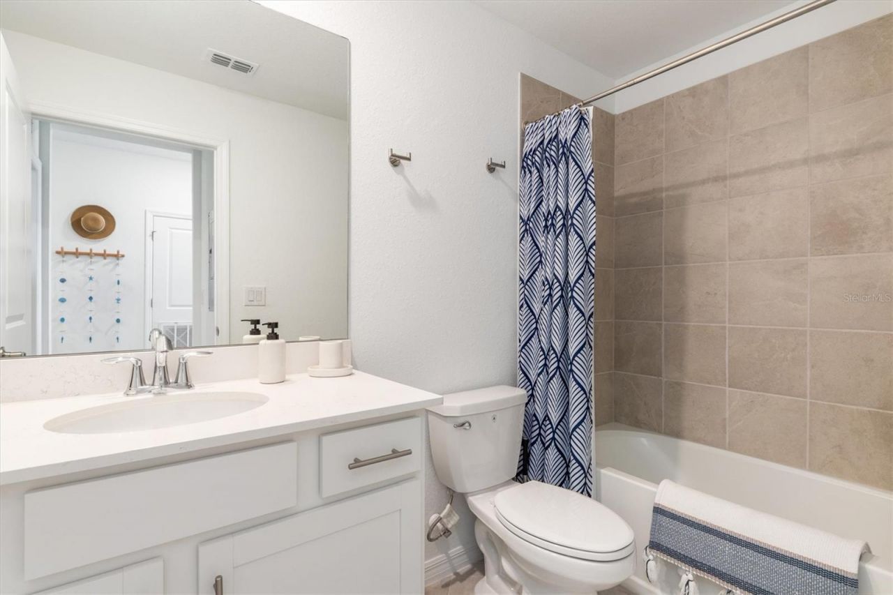 12180 Wellen Golf Street , Unit 207, Venice, FL 34293 Photo