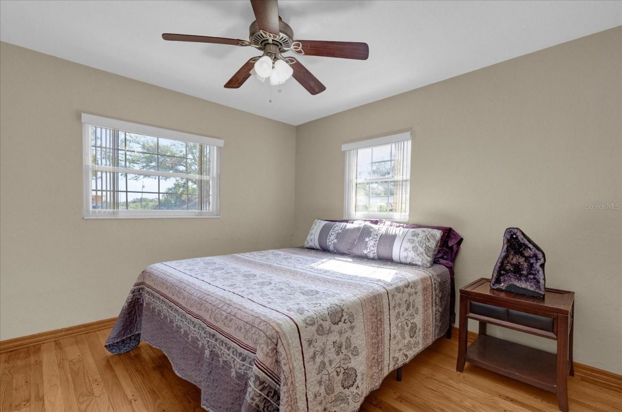 4237 Dr Martin Luther King Jr Street N, Saint Petersburg, FL 33703 Photo