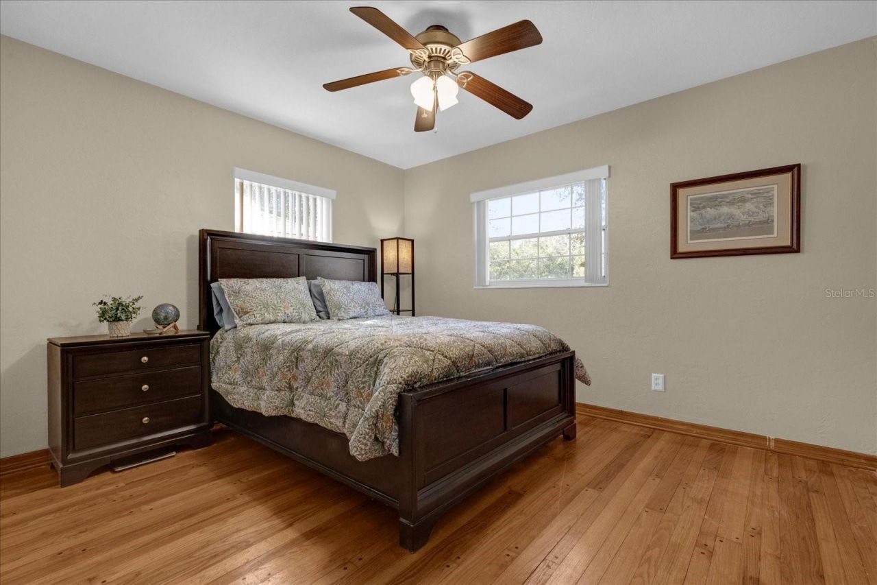 4237 Dr Martin Luther King Jr Street N, Saint Petersburg, FL 33703 Photo