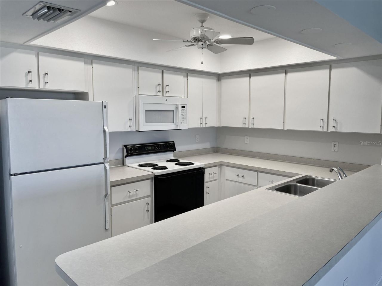 1335 Saxony Circle , Unit 322, Punta Gorda, FL 33983 Photo