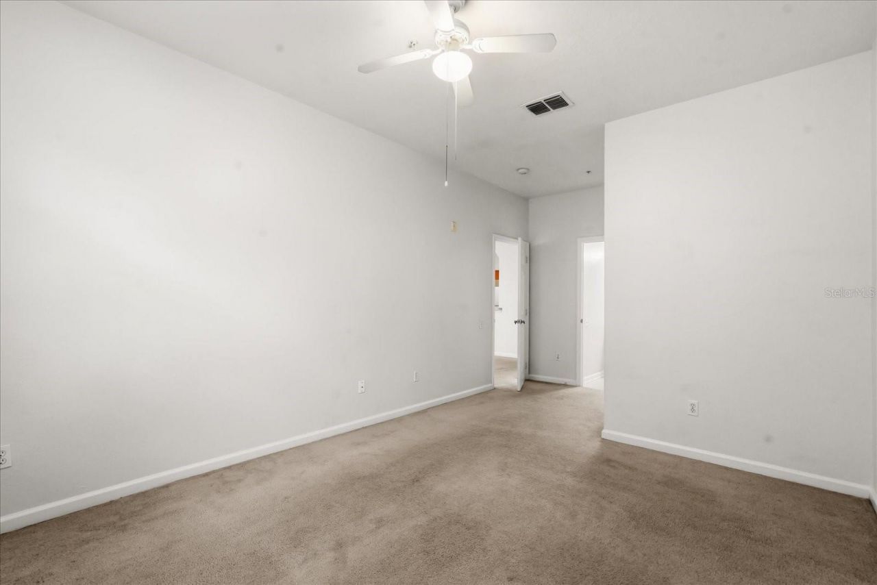 8101 Coconut Palm Way , Unit 205, Kissimmee, FL 34747 Photo