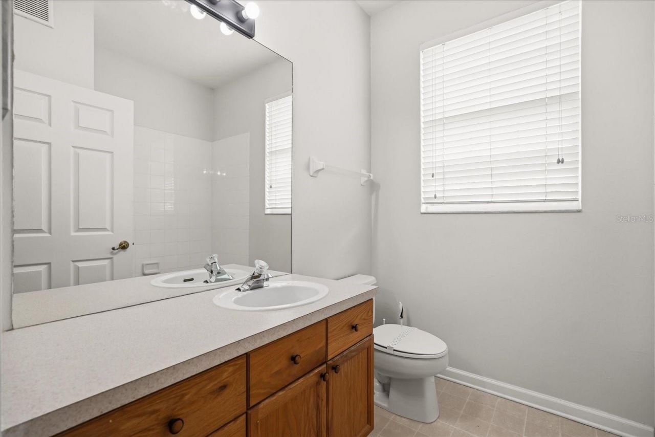 8101 Coconut Palm Way , Unit 205, Kissimmee, FL 34747 Photo