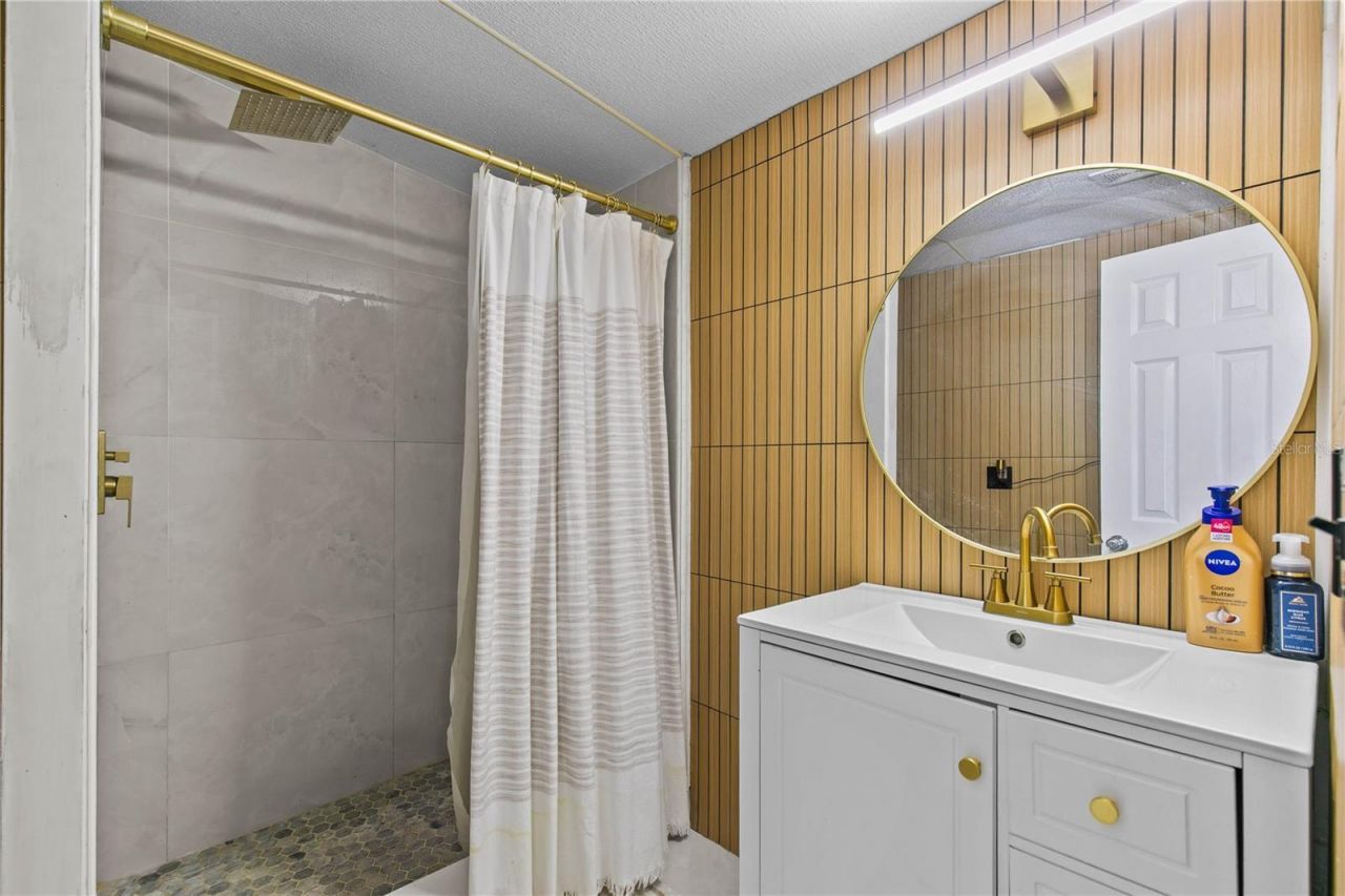 3834 Hixon Avenue , Saint Cloud, FL 34772 Photo