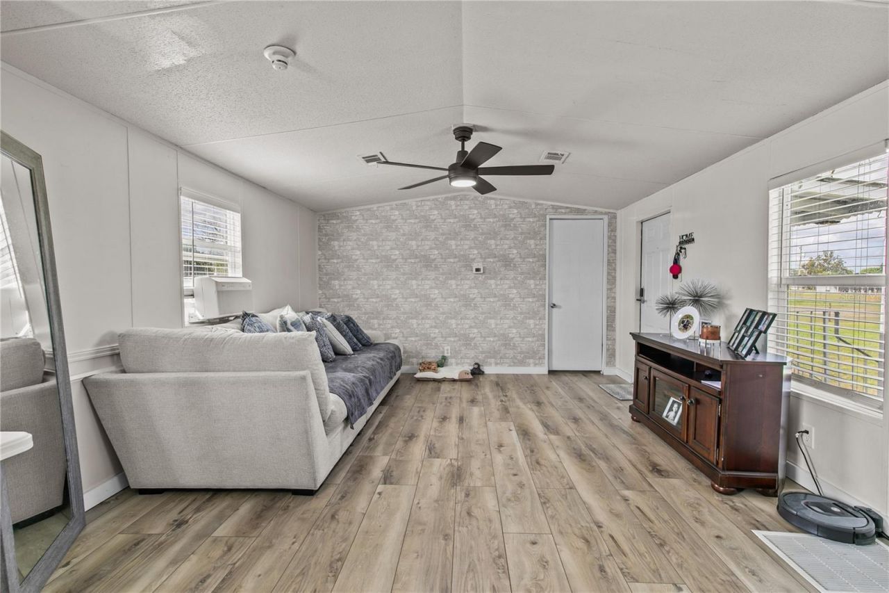 3834 Hixon Avenue , Saint Cloud, FL 34772 Photo