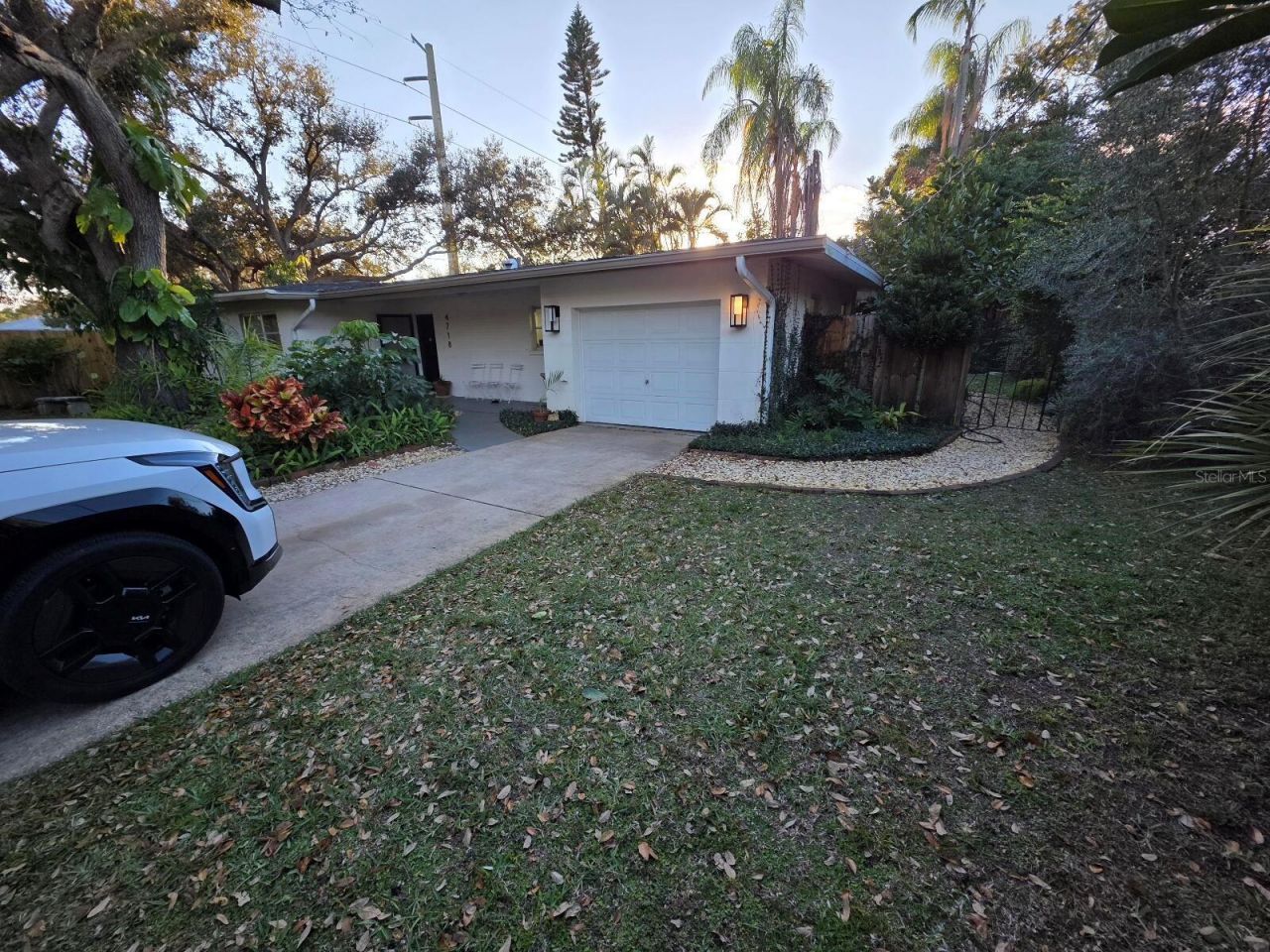 4718 Crystal Avenue , Sarasota, FL 34231 Photo