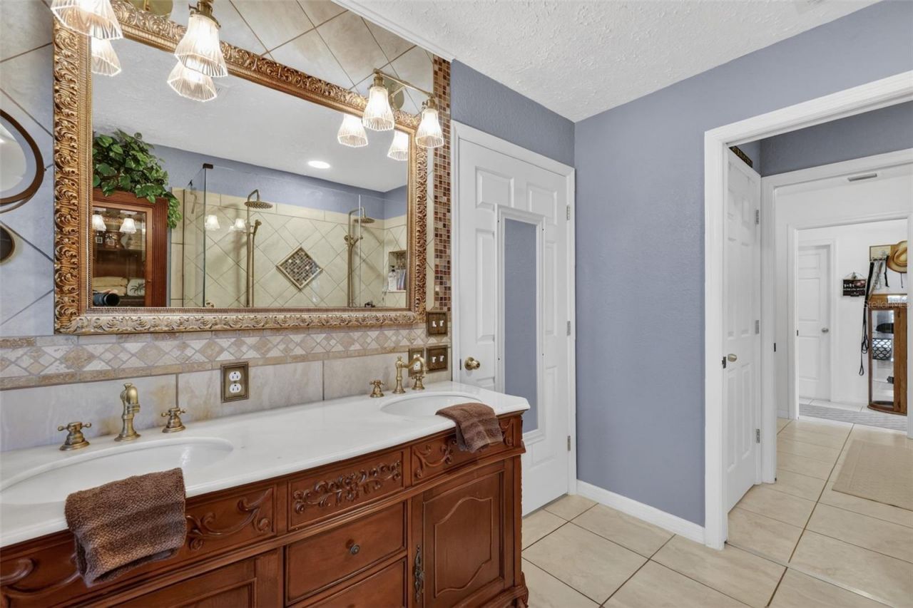 19703 Twin Ponds Road, Umatilla, FL 32784 Photo