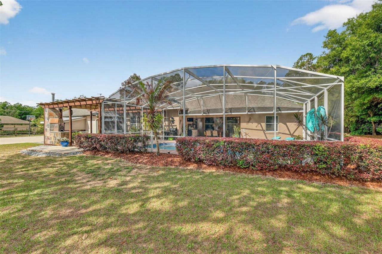 19703 Twin Ponds Road, Umatilla, FL 32784 Photo