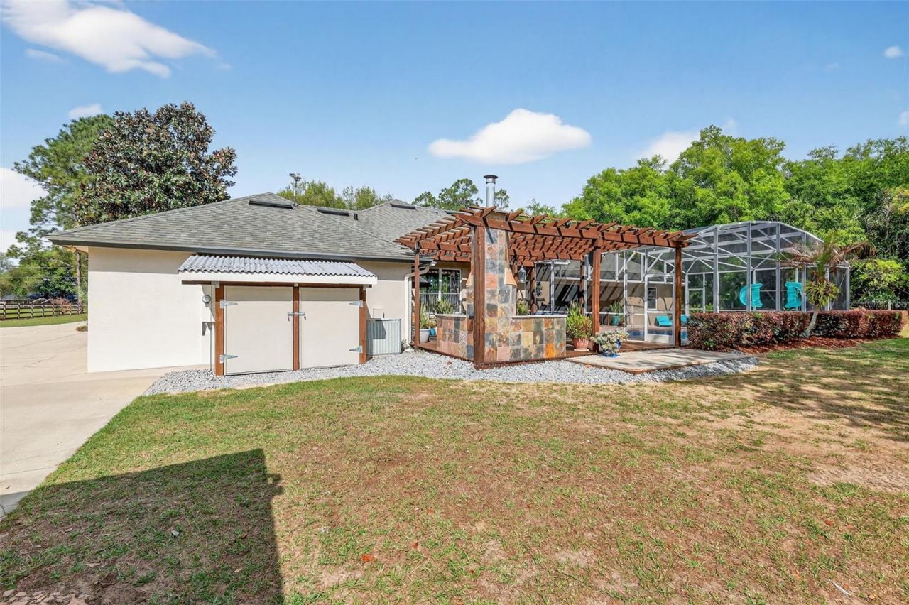 19703 Twin Ponds Road, Umatilla, FL 32784 Photo