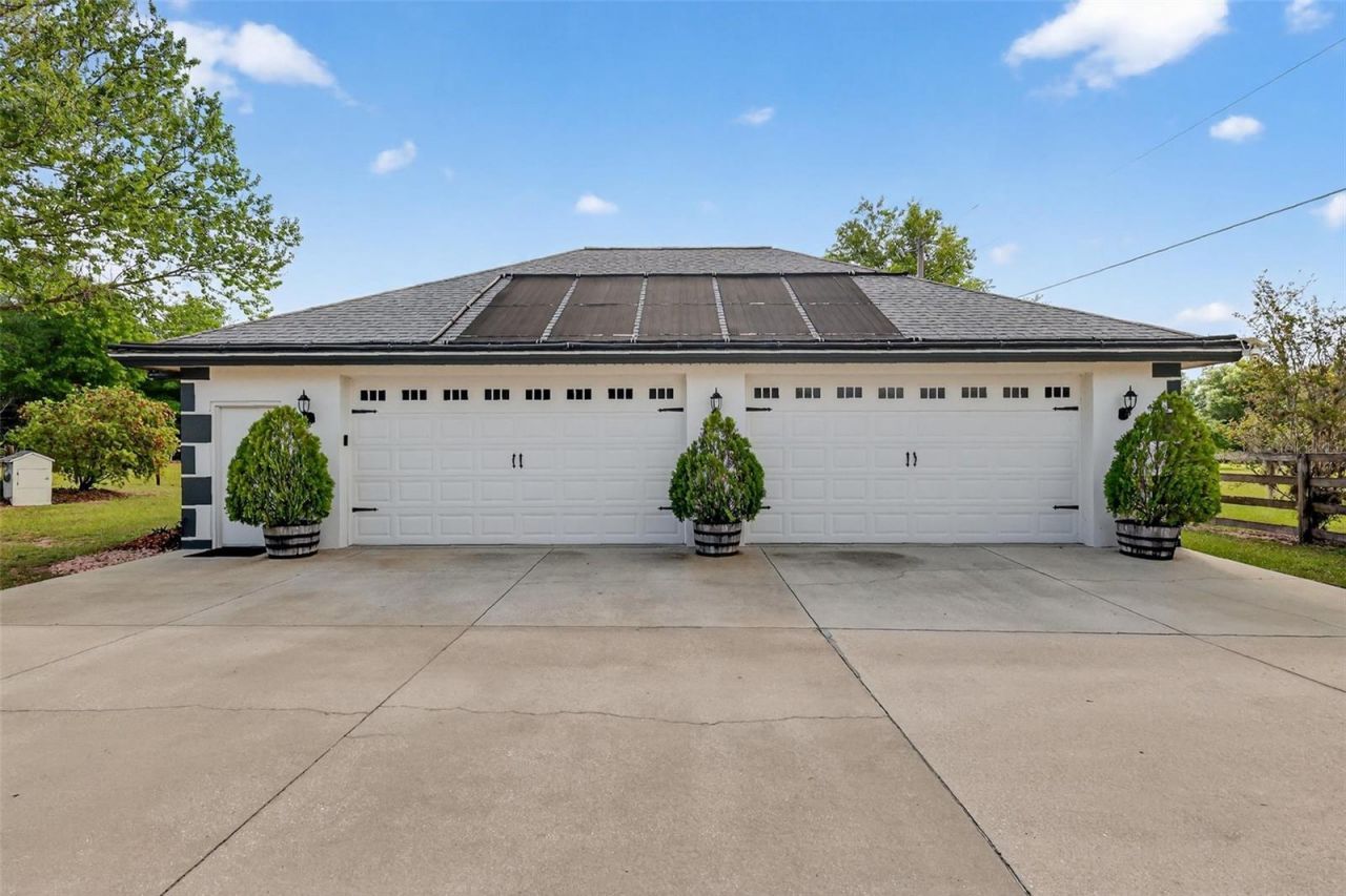 19703 Twin Ponds Road, Umatilla, FL 32784 Photo