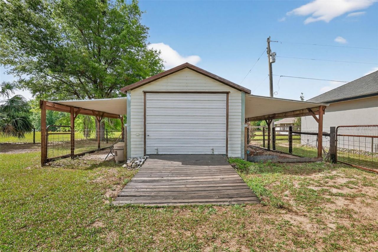 19703 Twin Ponds Road, Umatilla, FL 32784 Photo