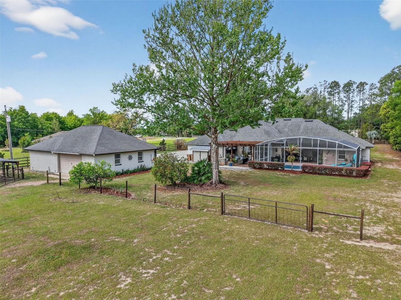 19703 Twin Ponds Road, Umatilla, FL 32784 Photo