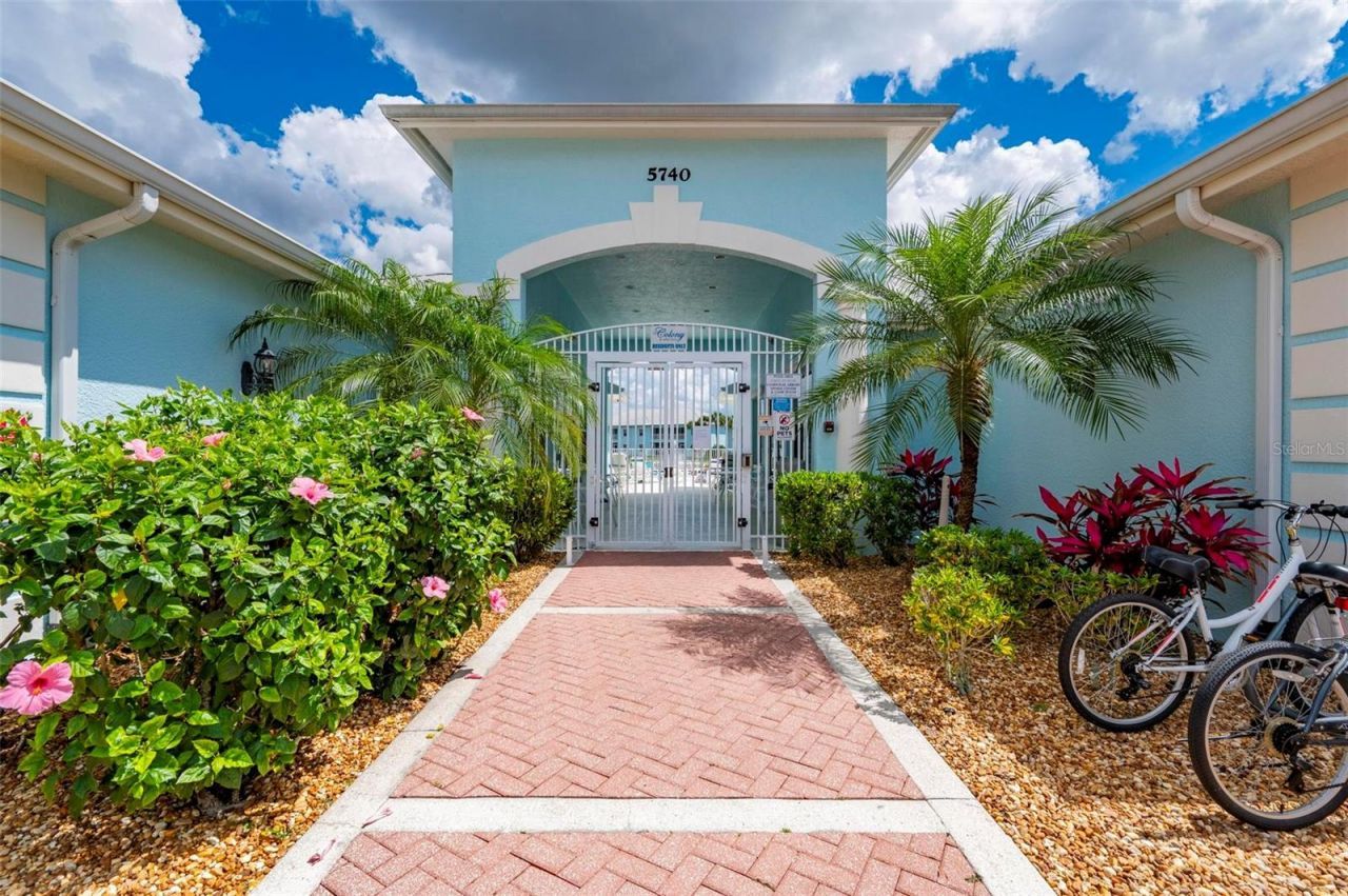 5744 Sabal Trace Drive, Unit 201, North Port, FL 34287 Photo