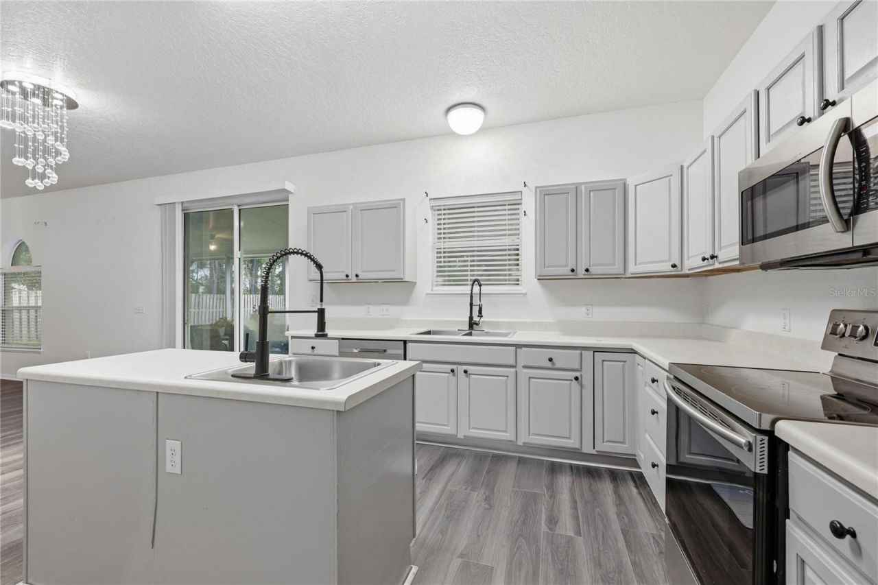 1348 SW 245th Way , Newberry, FL 32669 Photo