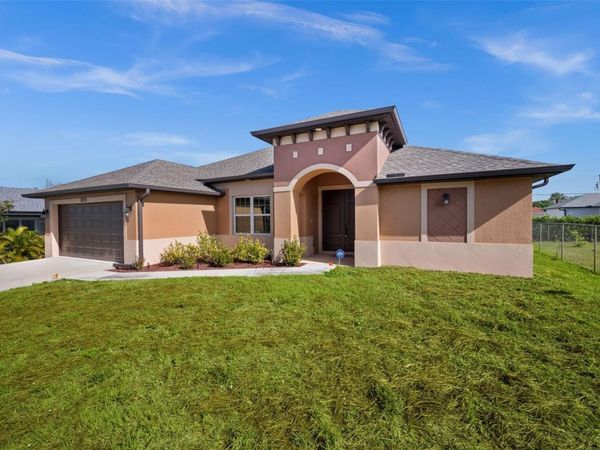 1056 TAMPA ROAD , VENICE, FL 34293