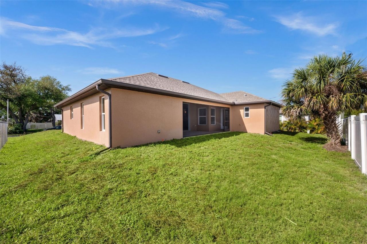 1056 Tampa Road , Venice, FL 34293 Photo