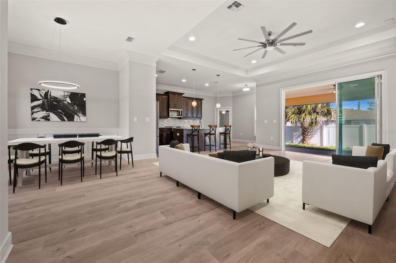 1056 Tampa Road , Venice, FL 34293 Photo