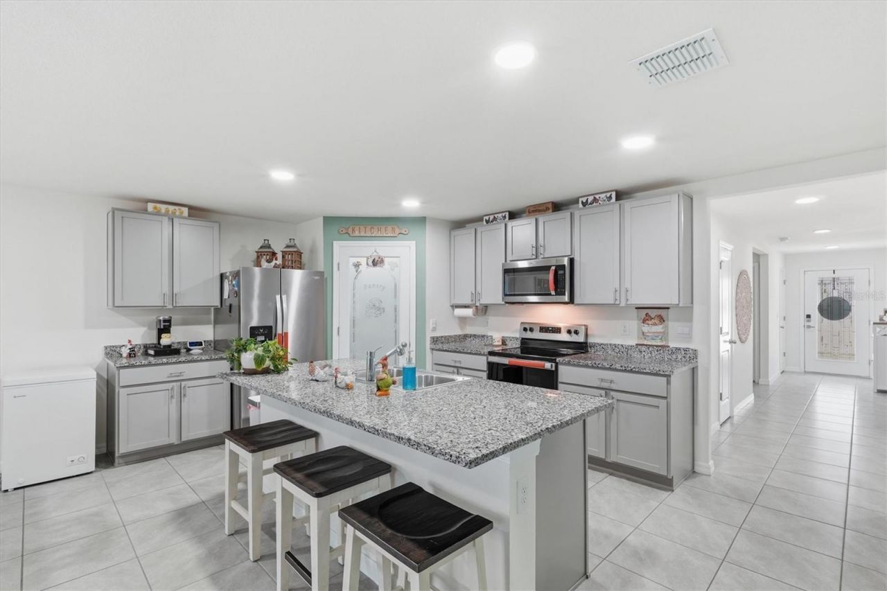 11369 SE 67th Circle, Belleview, FL 34420 Photo