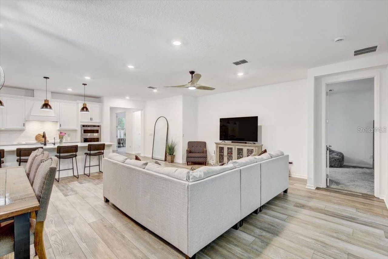 2824 Quail Crest Court , Valrico, FL 33594 Photo