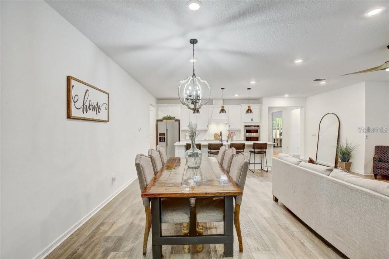 2824 Quail Crest Court , Valrico, FL 33594 Photo