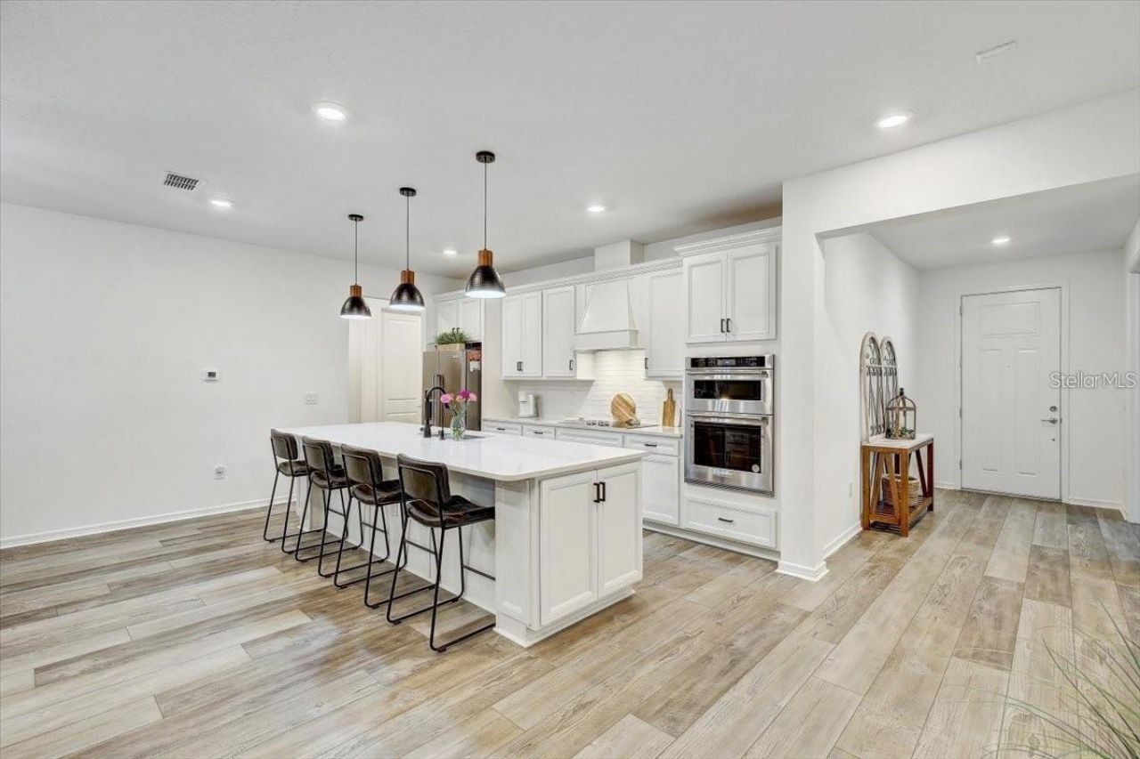 2824 Quail Crest Court , Valrico, FL 33594 Photo